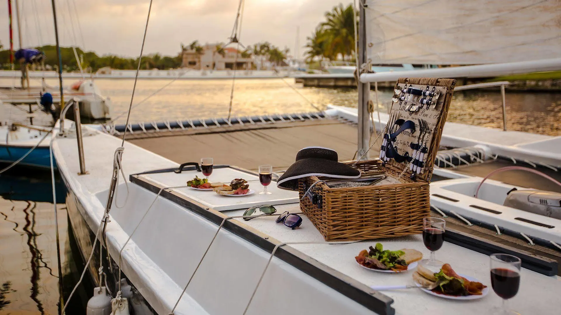 Chez Waffle Hotel Puerto Aventuras